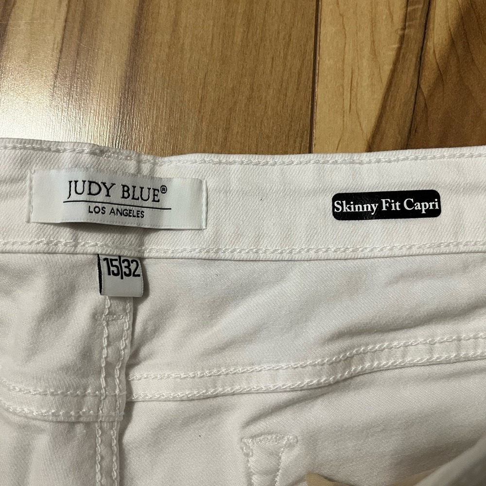 Judy Blue Women's White Skinny Fit Capri Jeans Sz 15/32 High Rise Stretch Denim - Picture 2 of 8